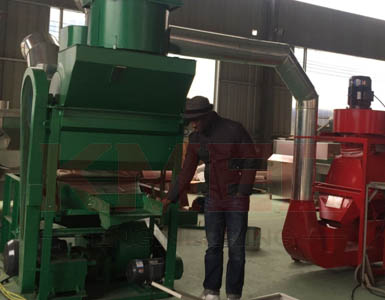 Customer from Senegal purchased the peanut sheller and peanut sieving machine