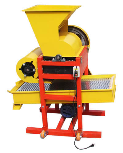 Groundnut sheller machine