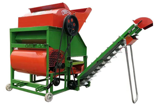 Groundnut Picker Machine